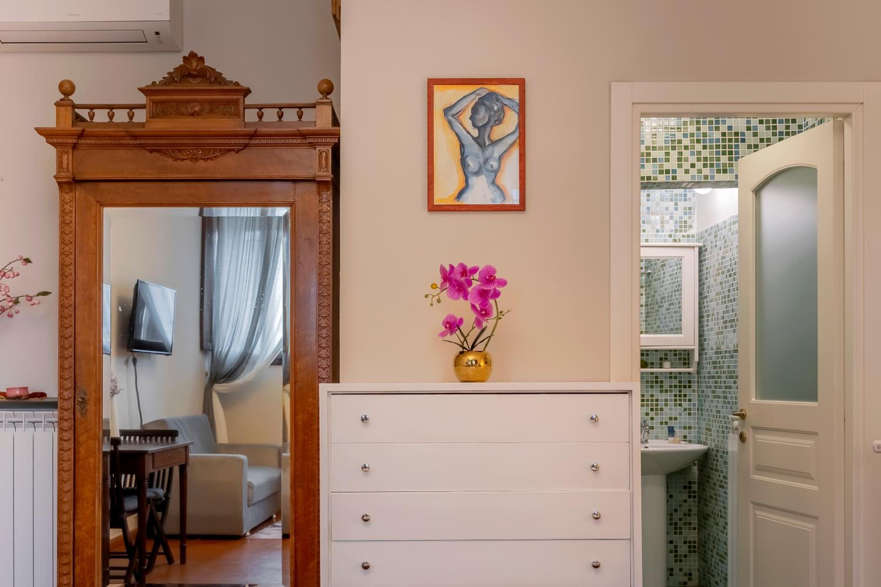 LUNGARNO FLORENCE APARTMENT