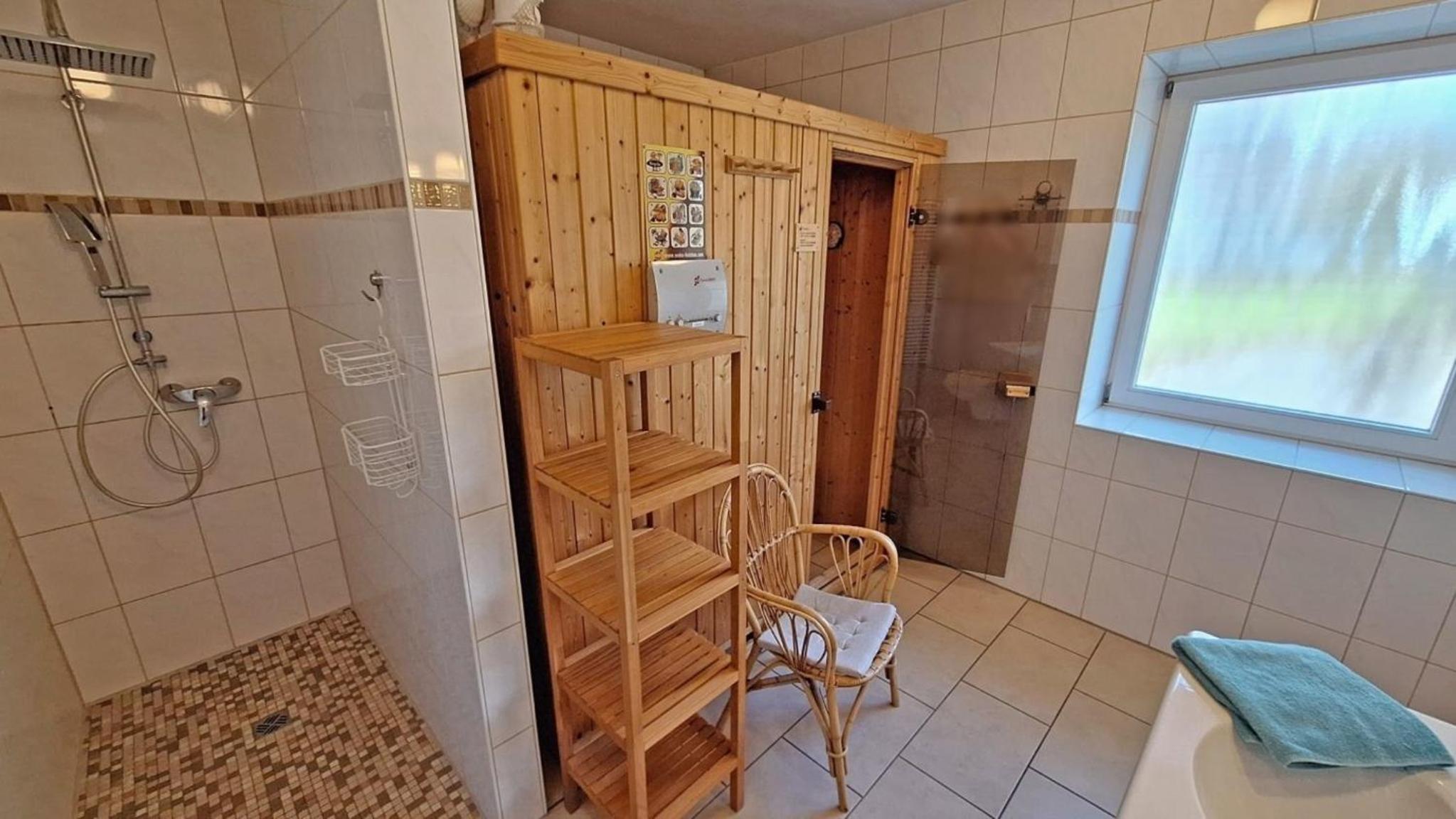 Insellicht BRINKMANNHAUS - entspannend groß fast am Strand Sauna Terrasse Grill