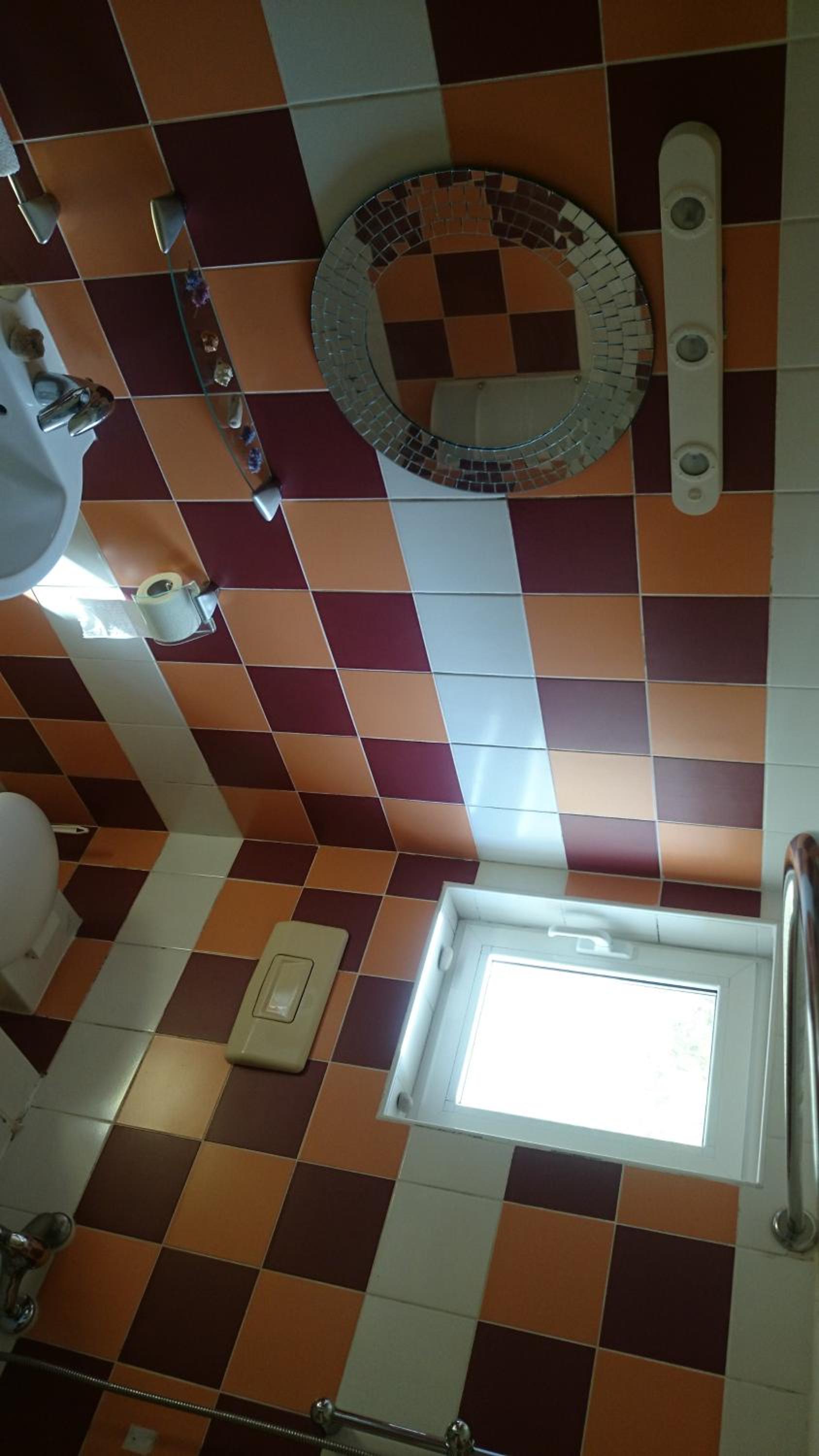 Yvonne Apartments