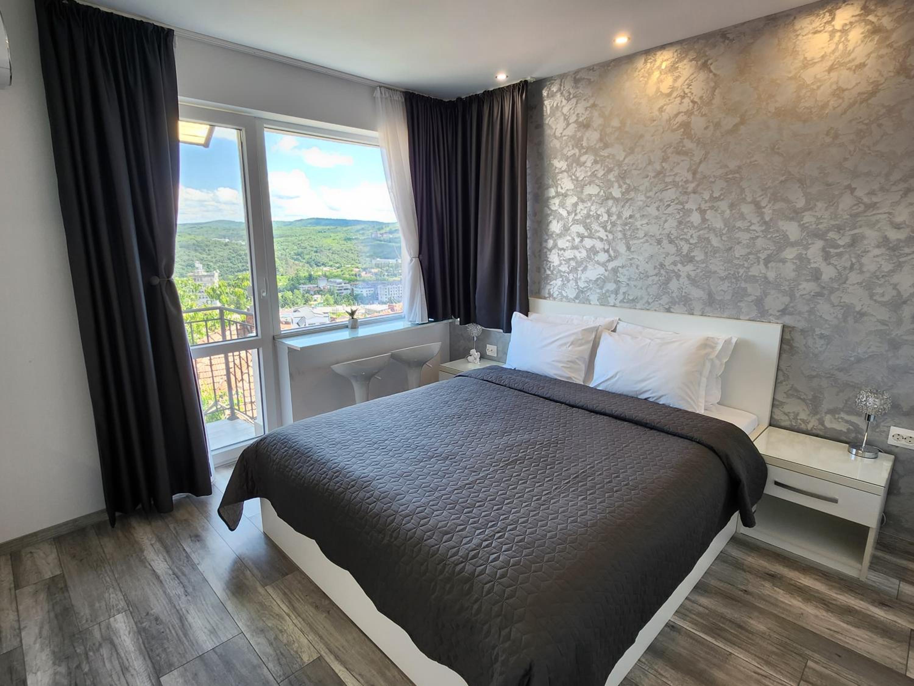 PANORAMNA - Guest Rooms