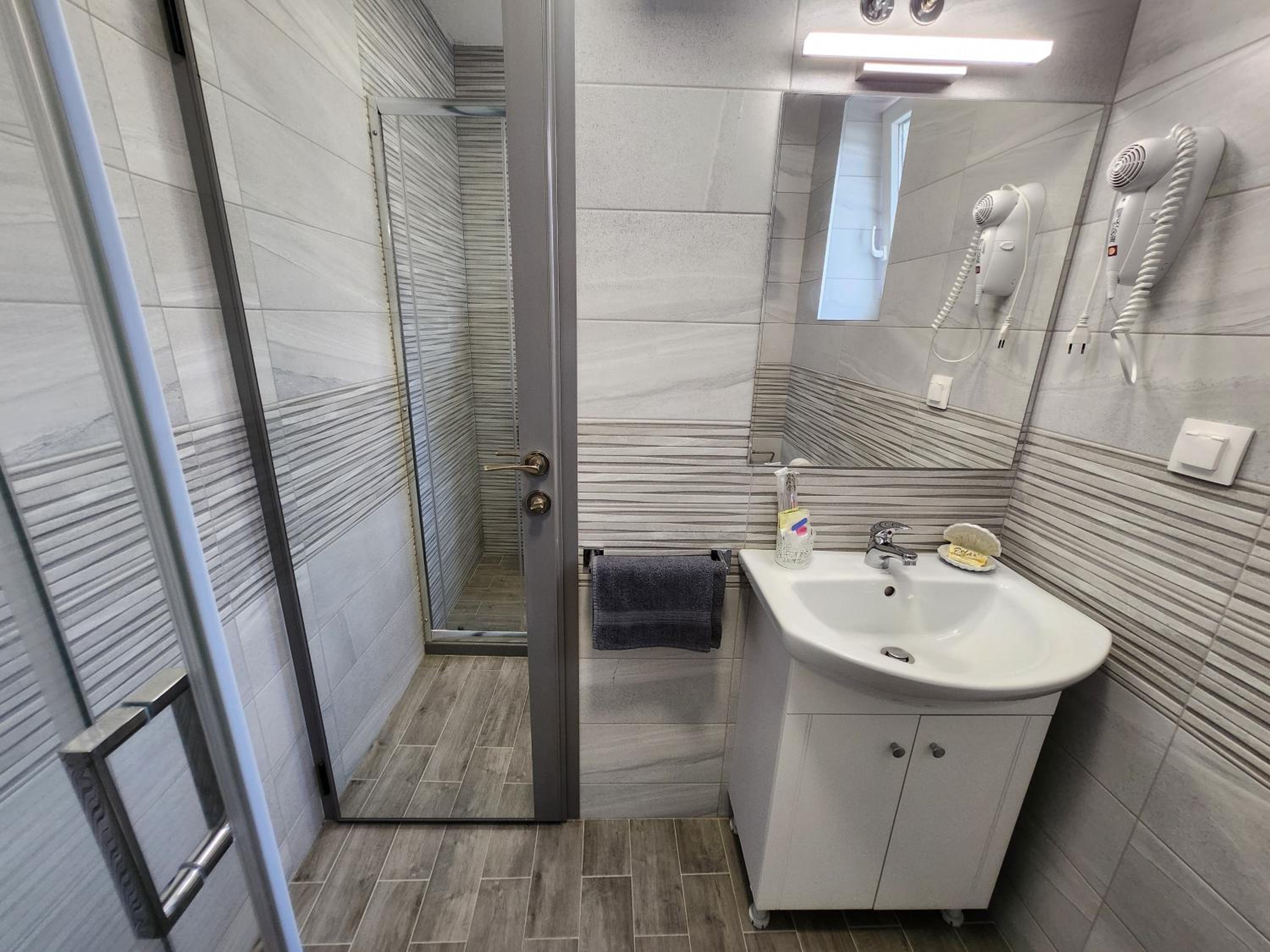 PANORAMNA - Guest Rooms