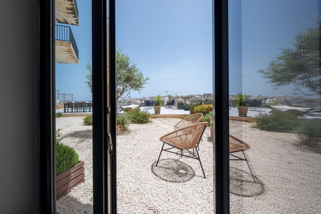 Clifftop Lodge