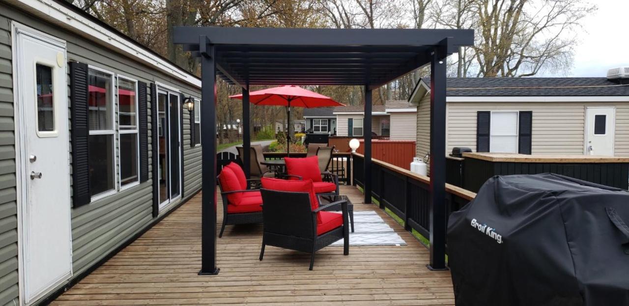 2 BR Cottage with Lake View at Sherkston Resort, Sleep 6