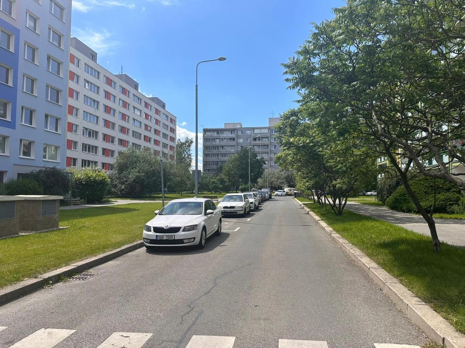 Smarty Choice Living with FREE PARKING - Vondroušova