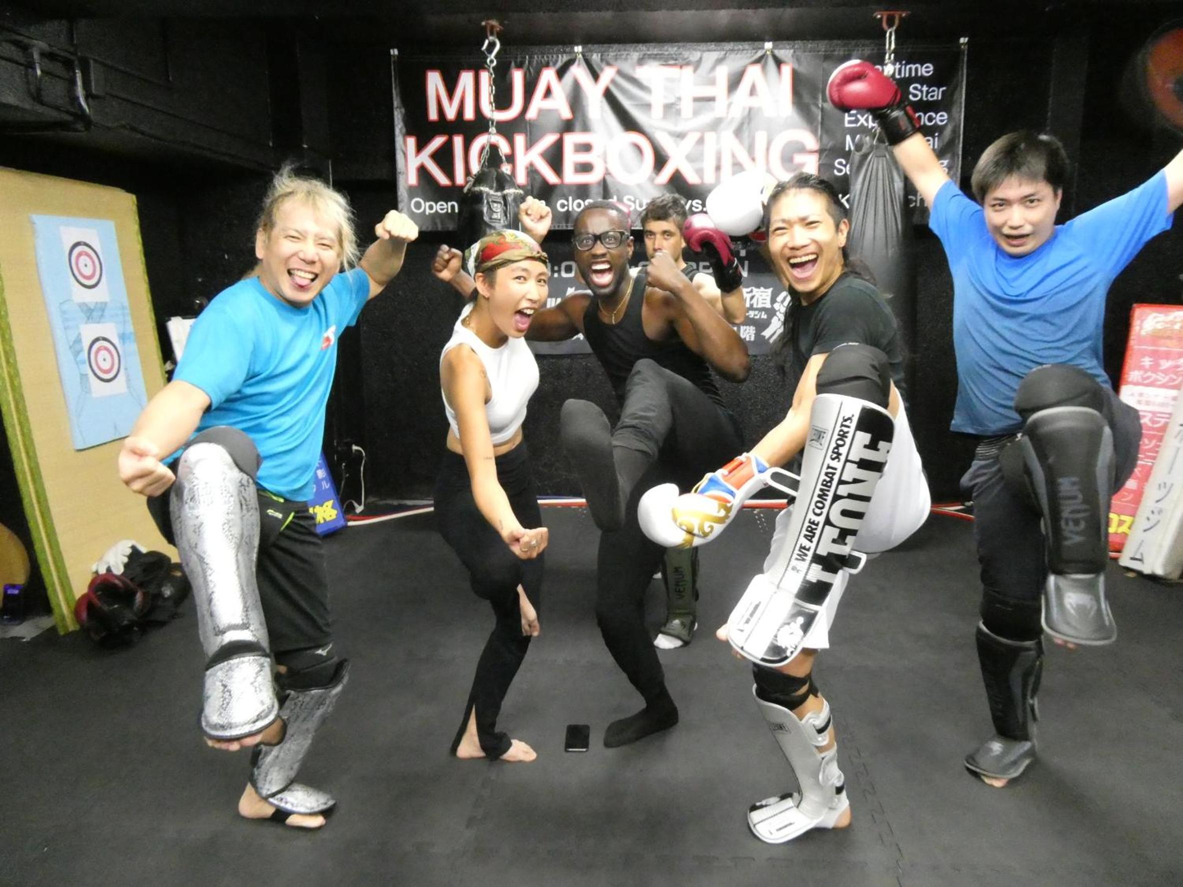 Muya Thai hostel Tokyo train camp