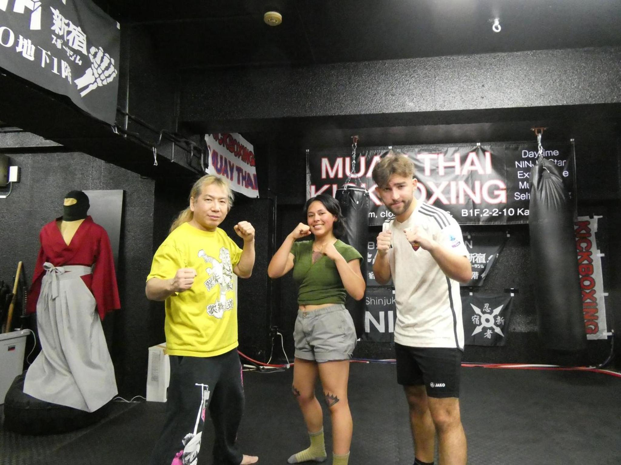 Muya Thai hostel Tokyo train camp
