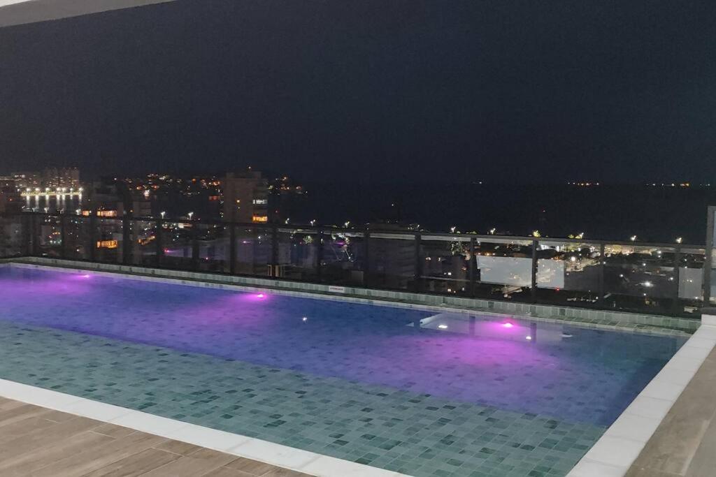 Apartamento Studio Enseada Guarujá 10 min da praia