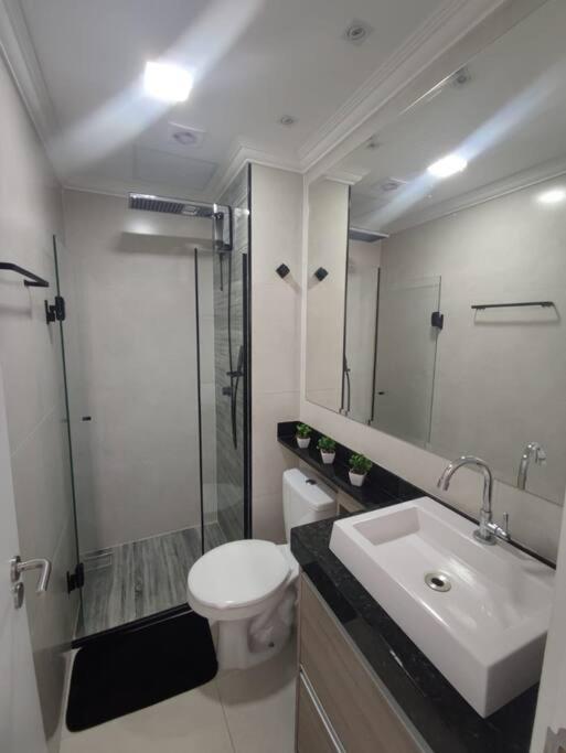 Apartamento Studio Enseada Guarujá 10 min da praia