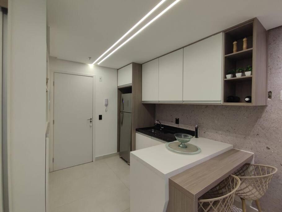 Apartamento Studio Enseada Guarujá 10 min da praia