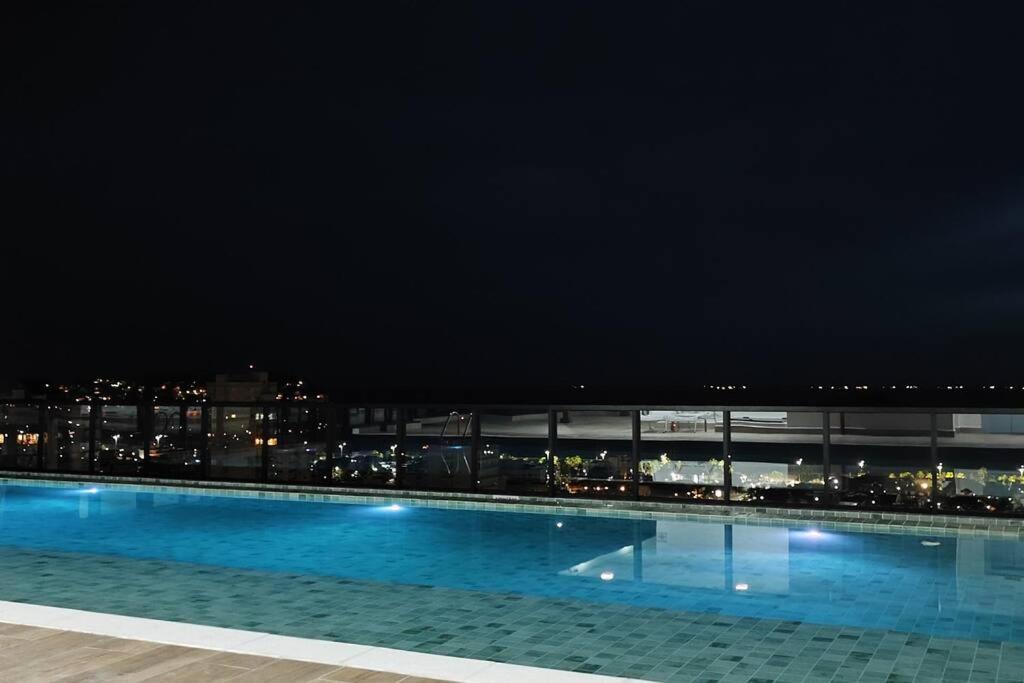 Apartamento Studio Enseada Guarujá 10 min da praia