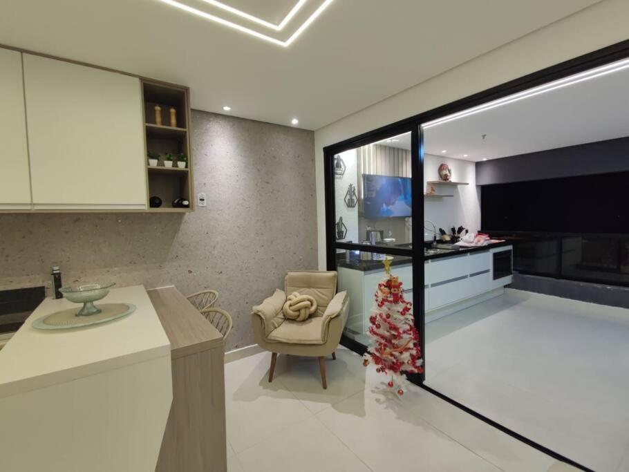 Apartamento Studio Enseada Guarujá 10 min da praia