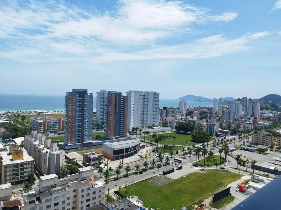 Apartamento Studio Enseada Guarujá 10 min da praia