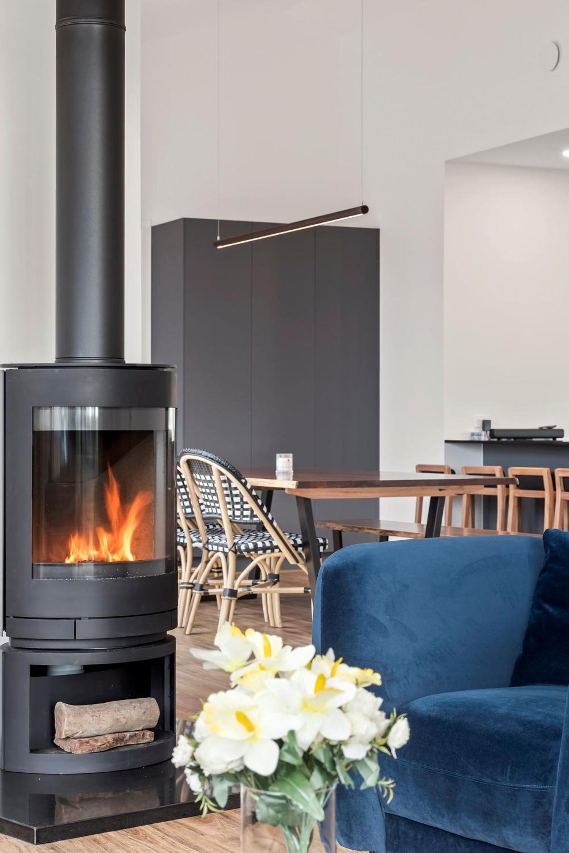 Coastal Sunny Retreat