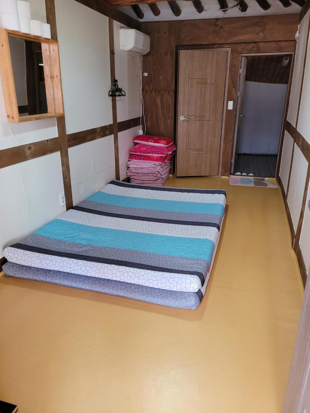Golmokgil Guesthouse