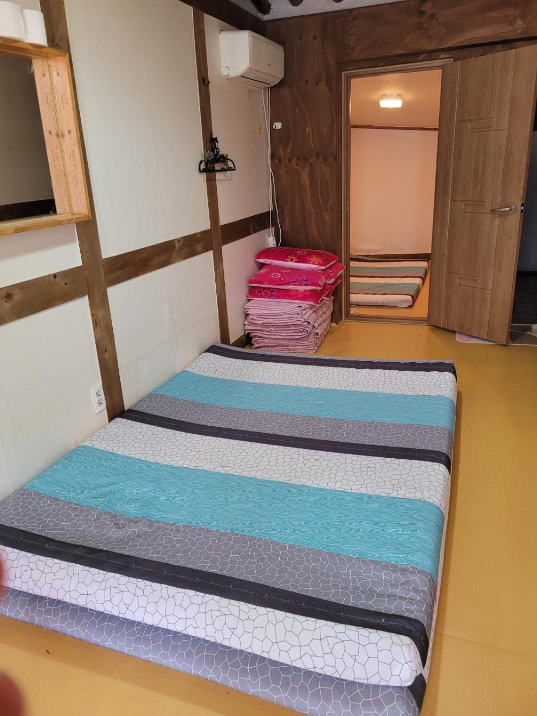 Golmokgil Guesthouse