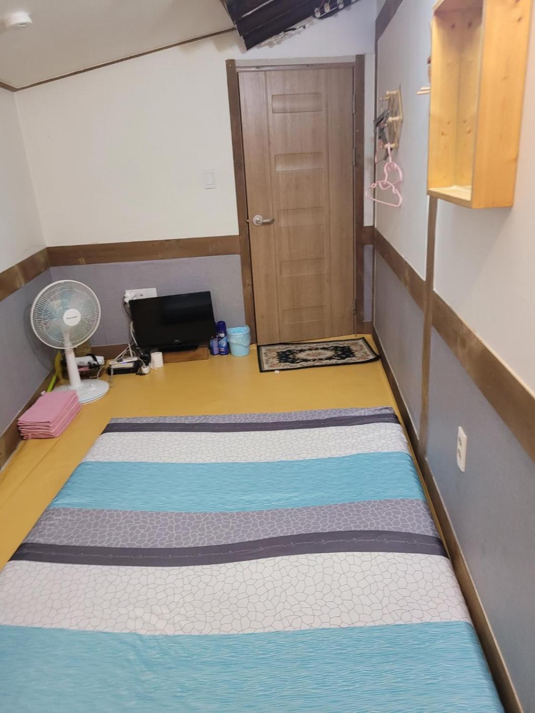 Golmokgil Guesthouse