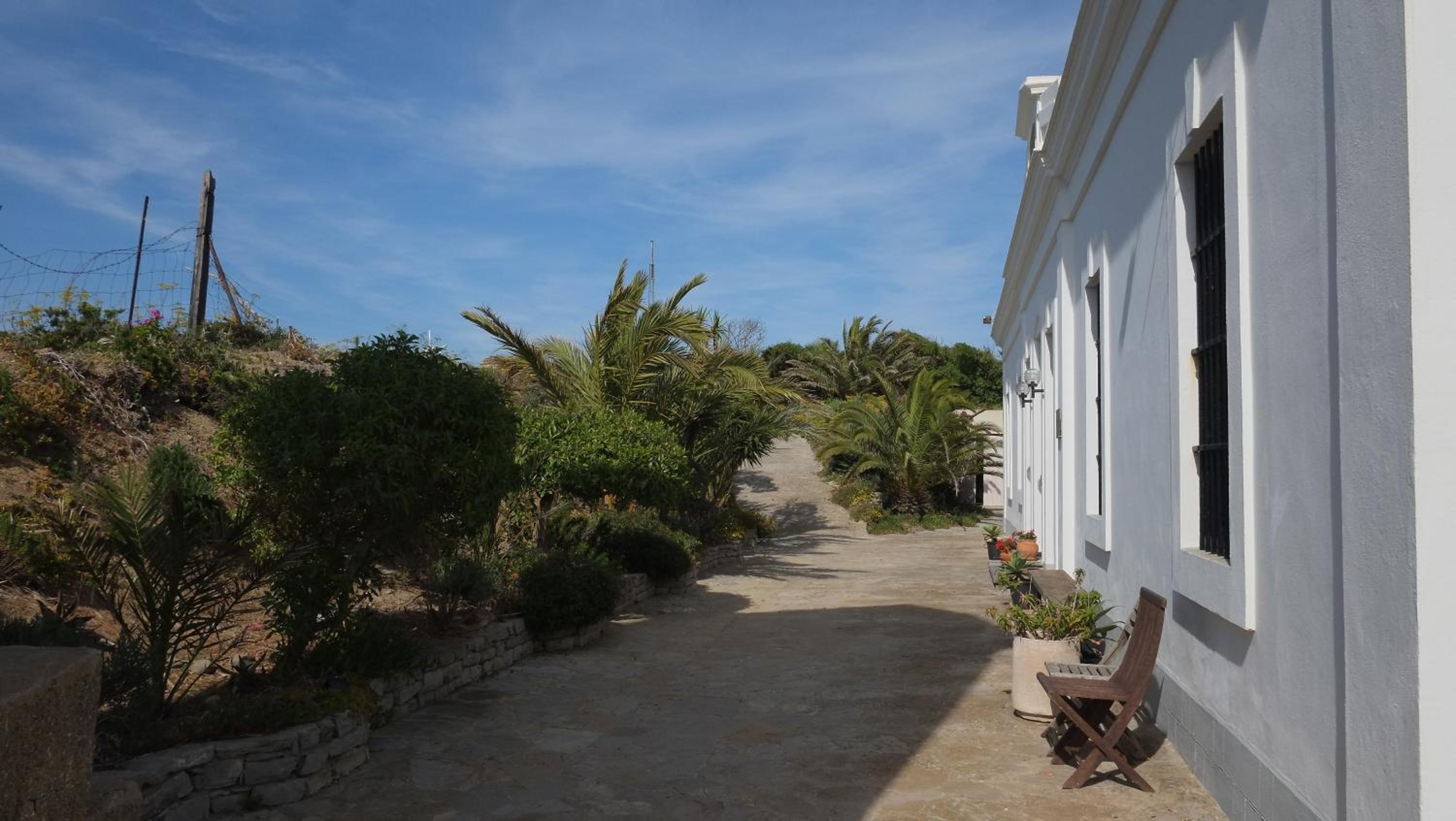 White House Tarifa view 4
