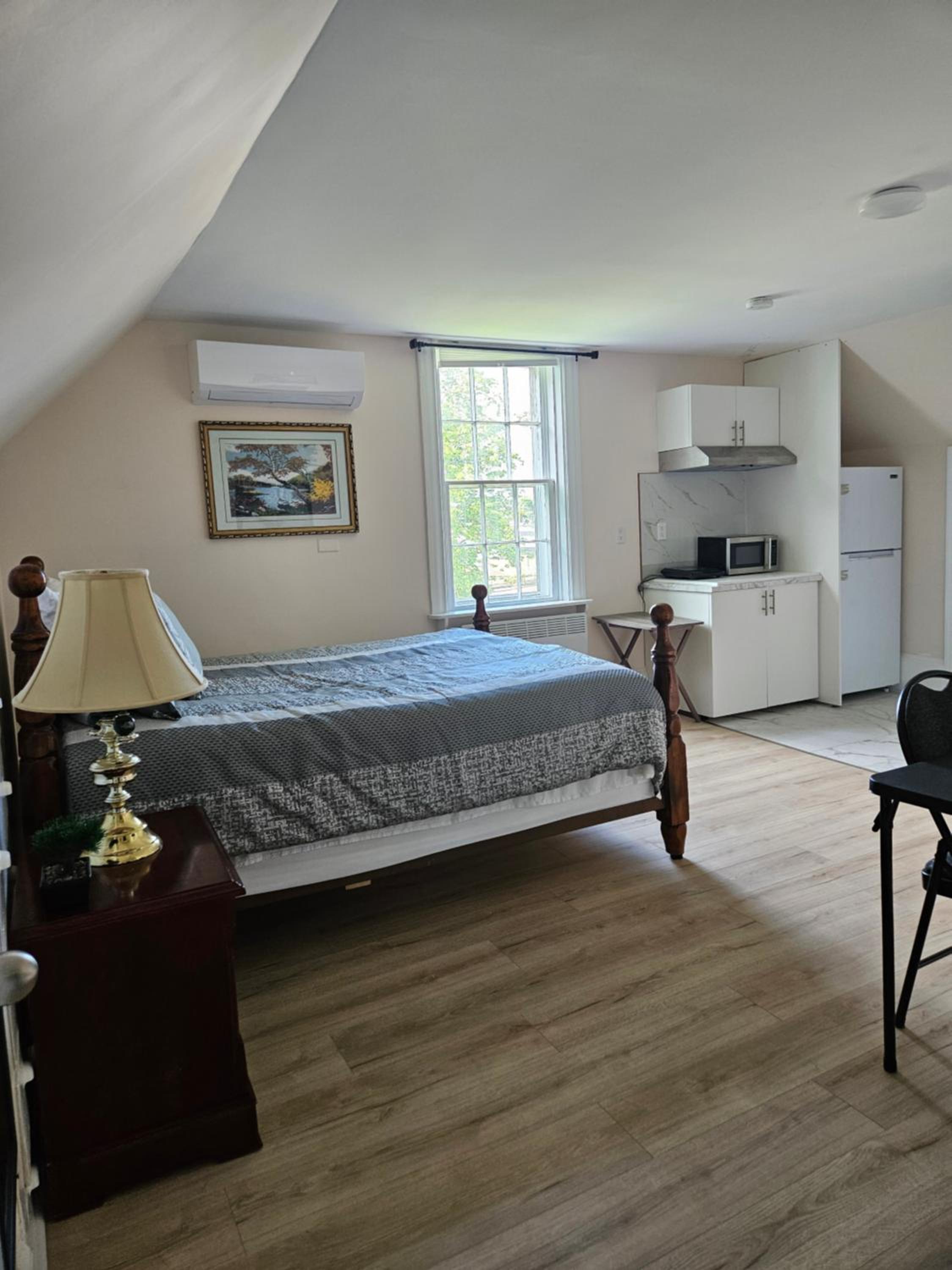 Sunflower Guest Suites