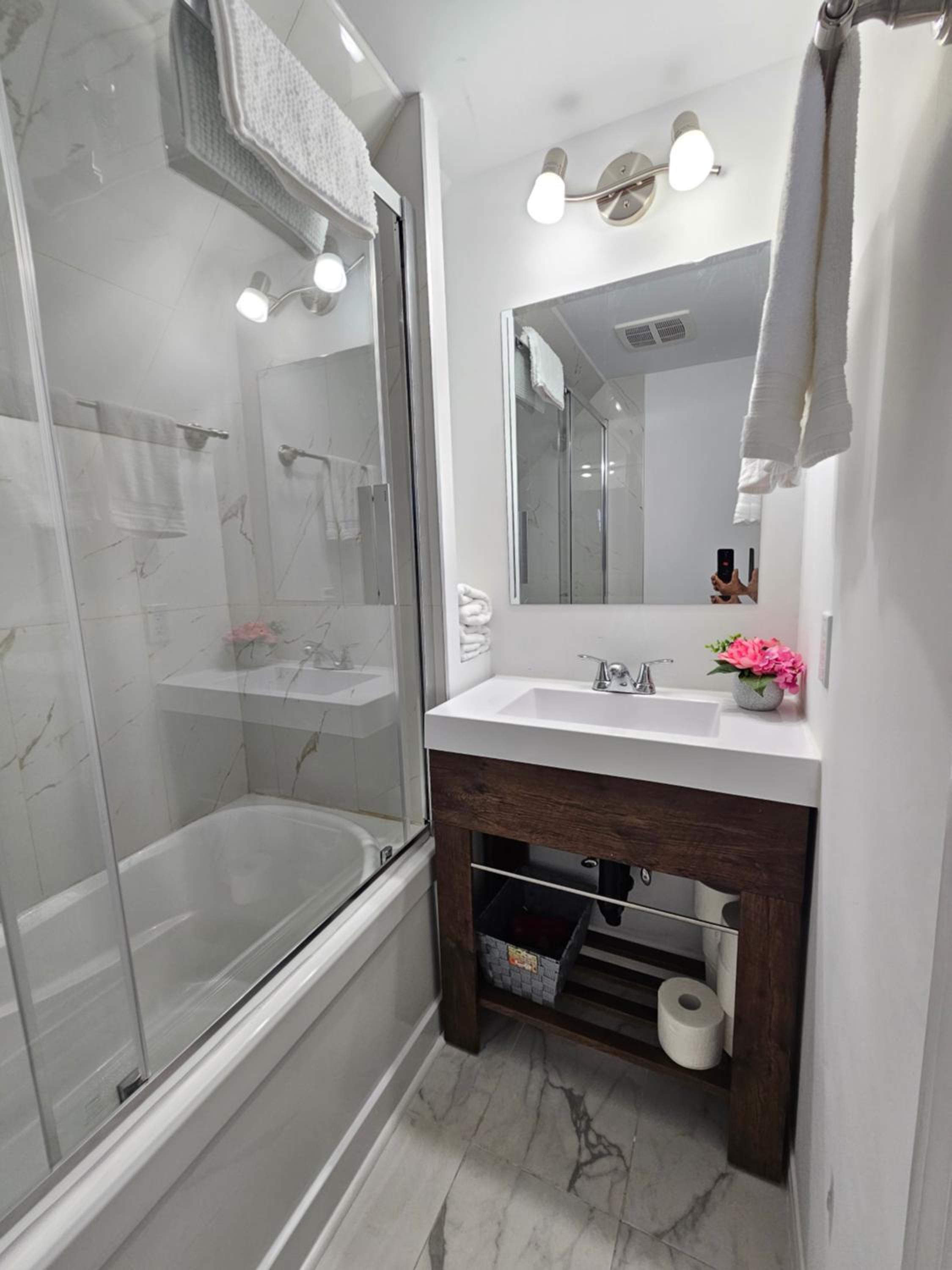 Summerside Vacations - Sunflower Guest Suites - Property Image 5