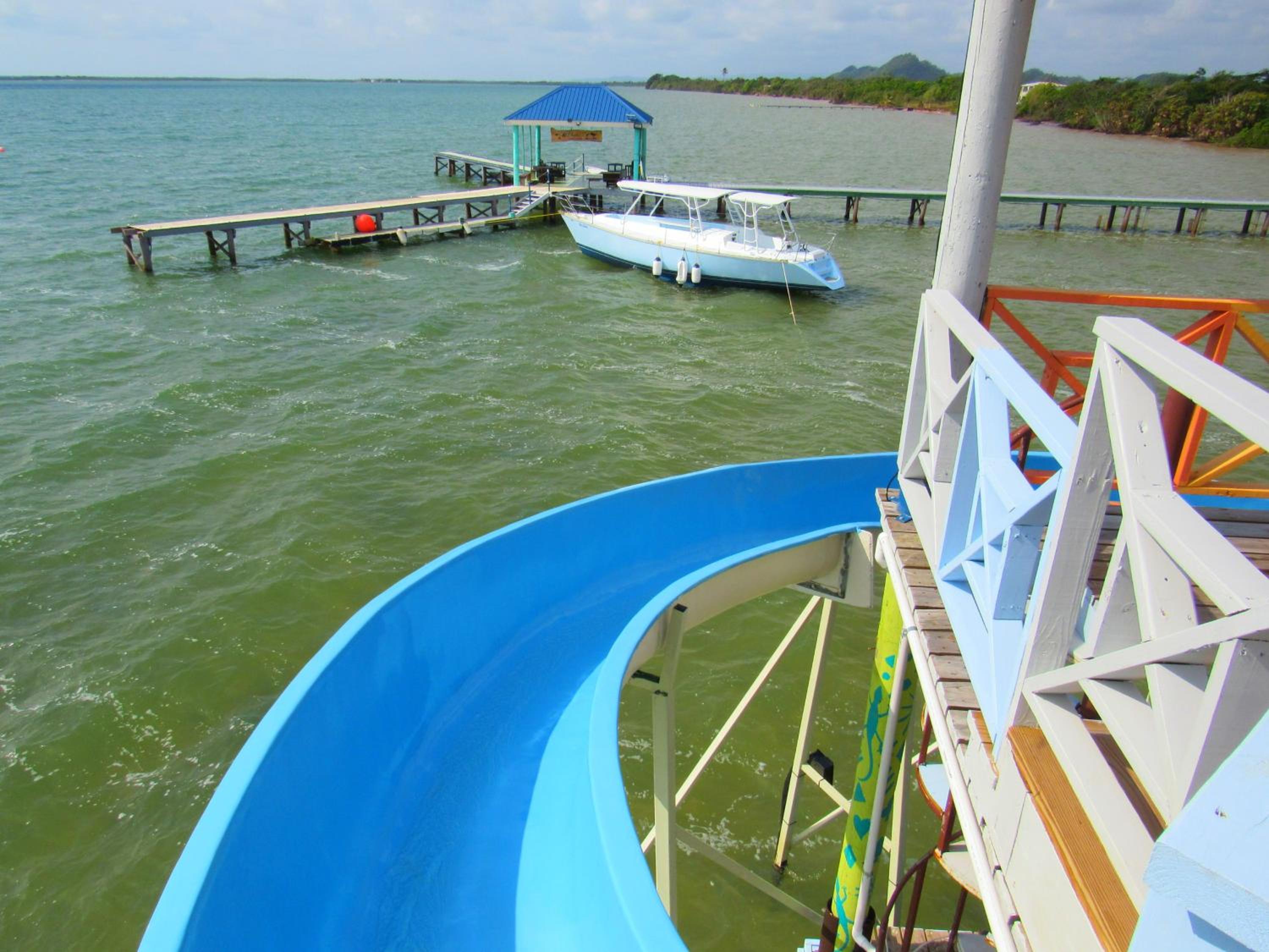Daphne's Lagoon Lodge