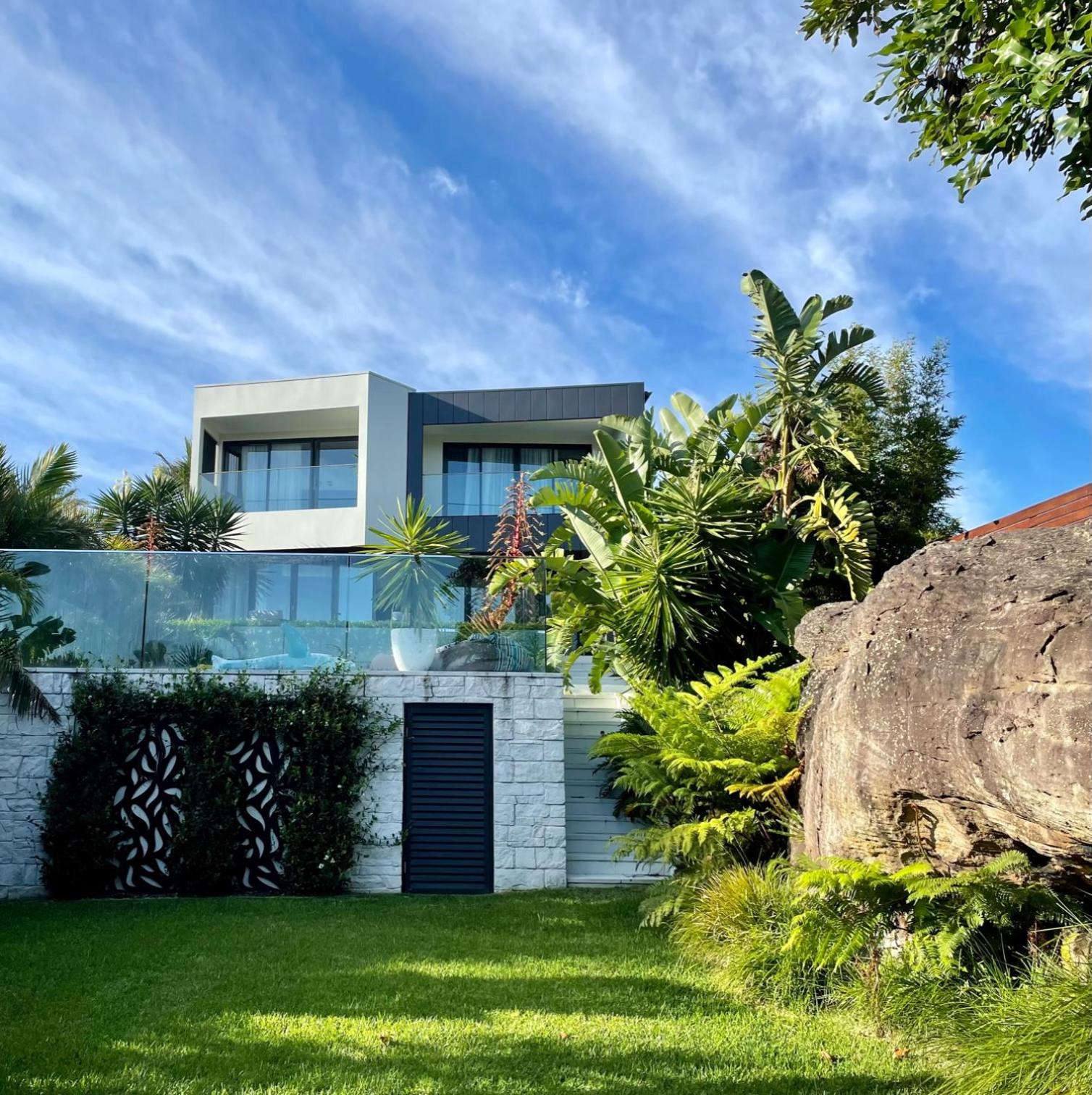 Luxury Holiday Retreat, 5 Bedroom, Dual Beach View