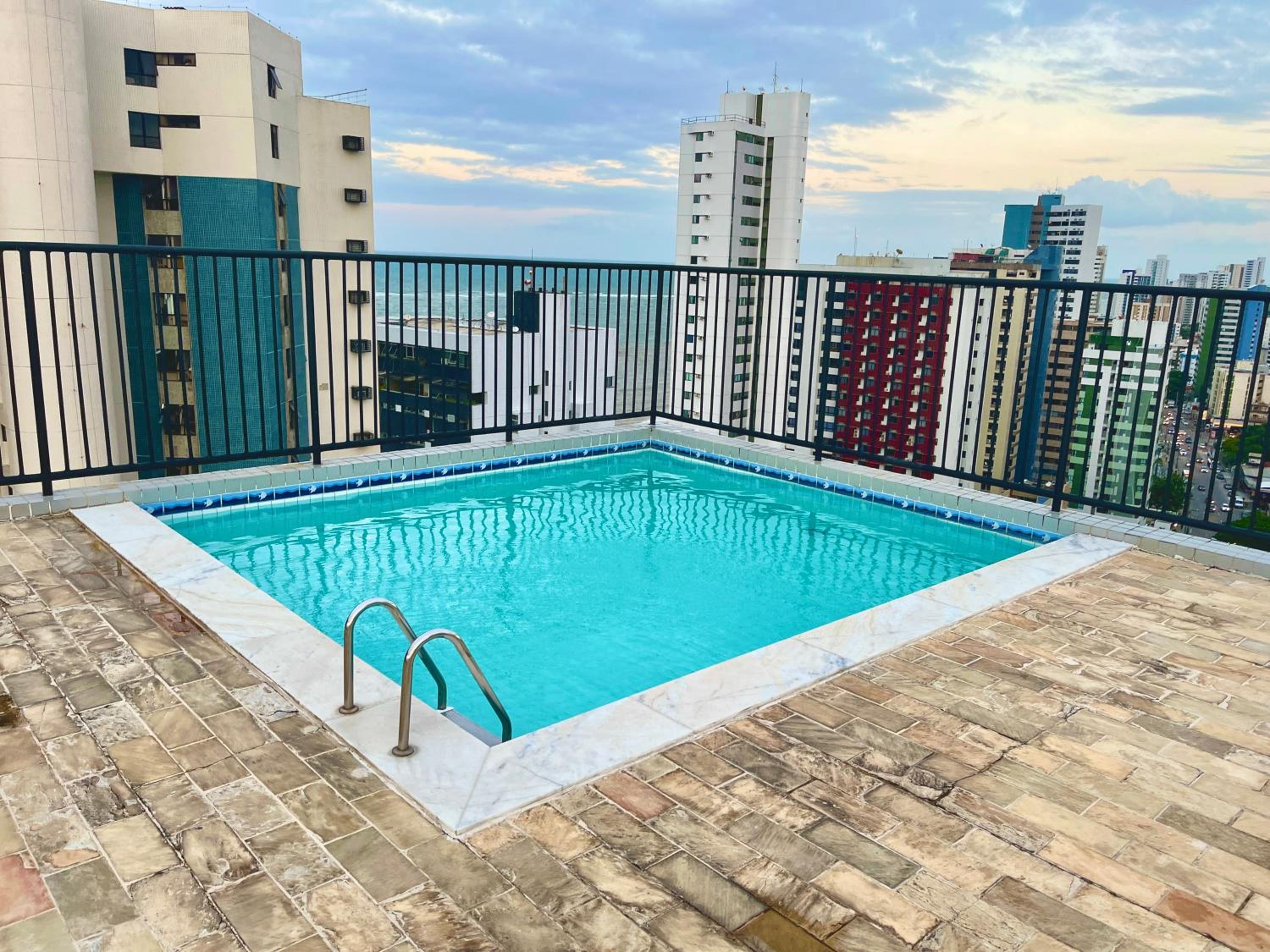 Life Flats Temporada com Bela vista à 50m da Praia