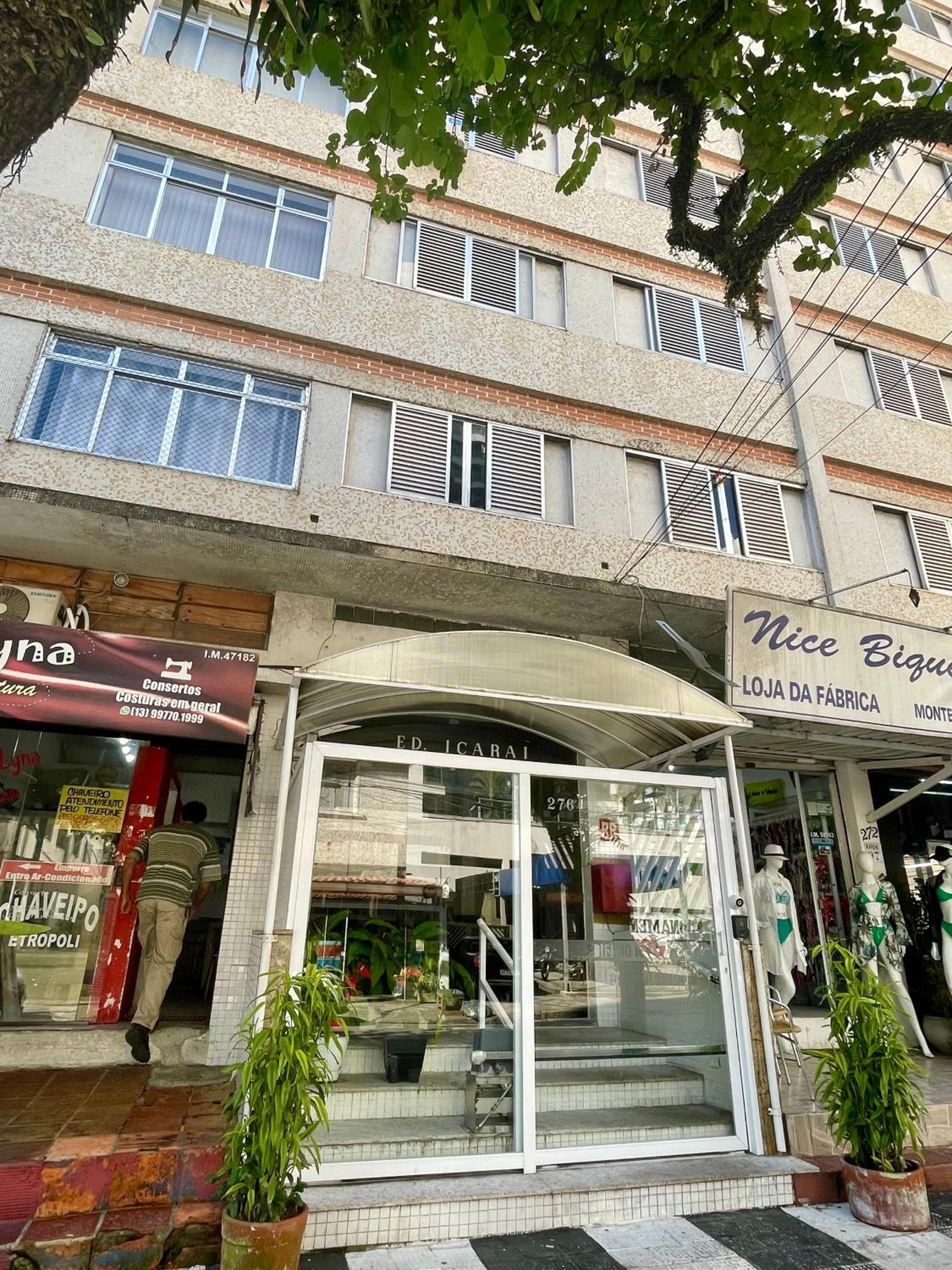 Lindo apartamento no centro de Guarujá