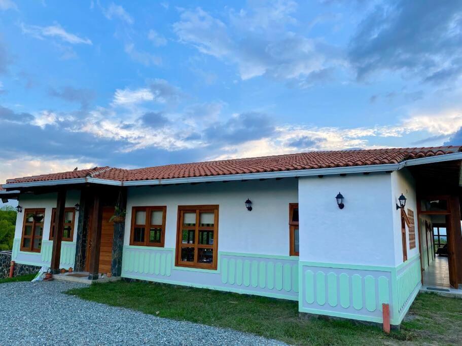 Hermosa casa campestre cerca del parque del Café