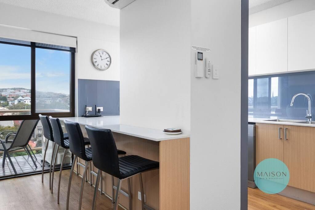 Central Cooks Hill Apartment