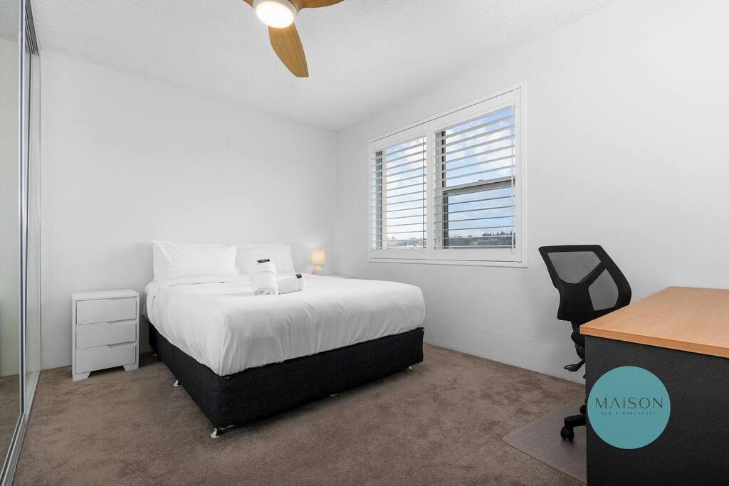 Central Cooks Hill Apartment