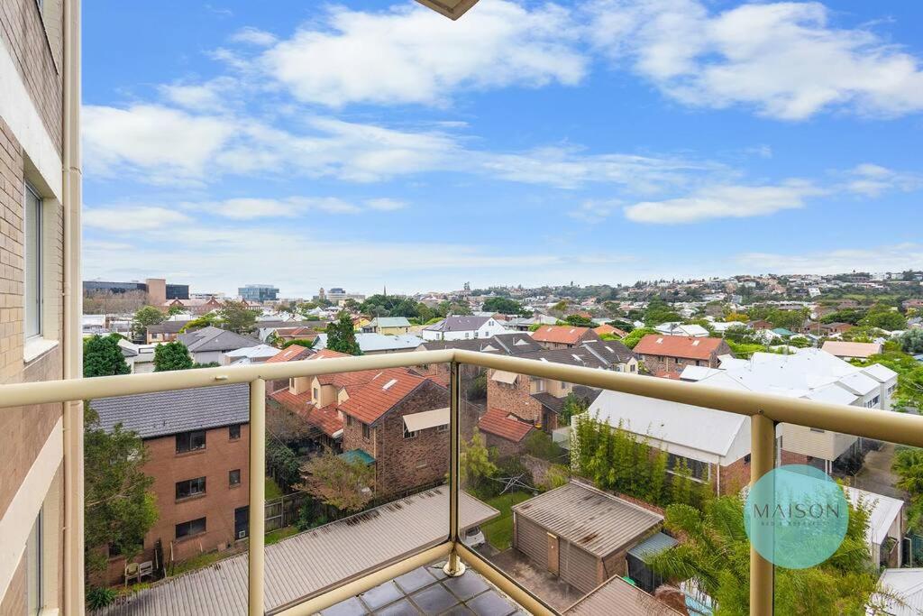 Central Cooks Hill Apartment