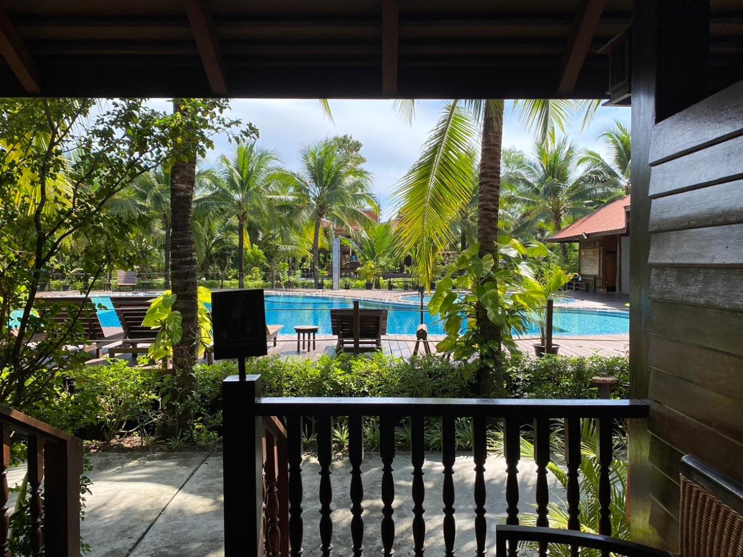 Maikaew Damnoen Resort