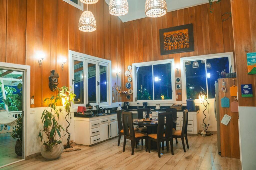 Cuki House