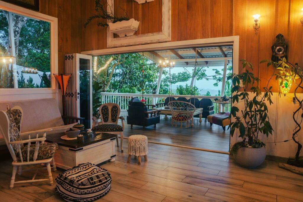 Cuki House