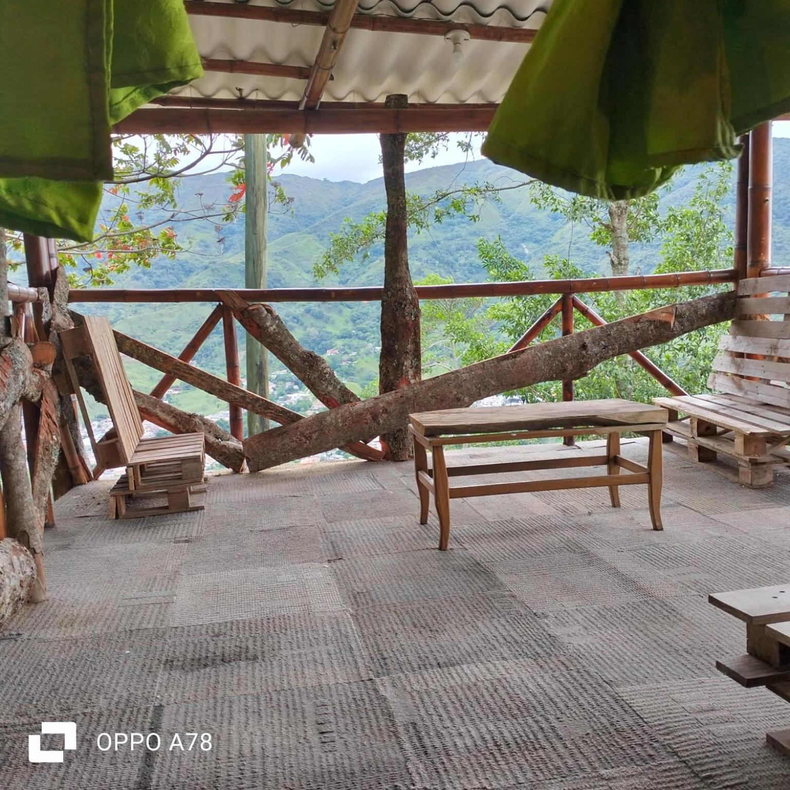 Refugio en el bosque - Property Image 2