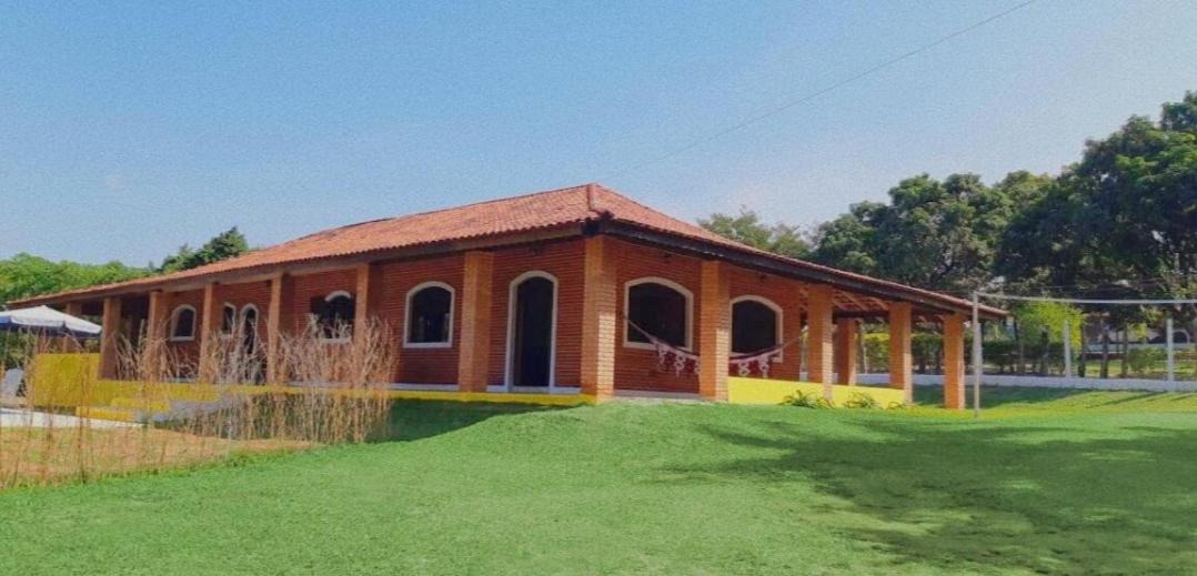 Belíssima Chácara de Alto Padrão em Boituva