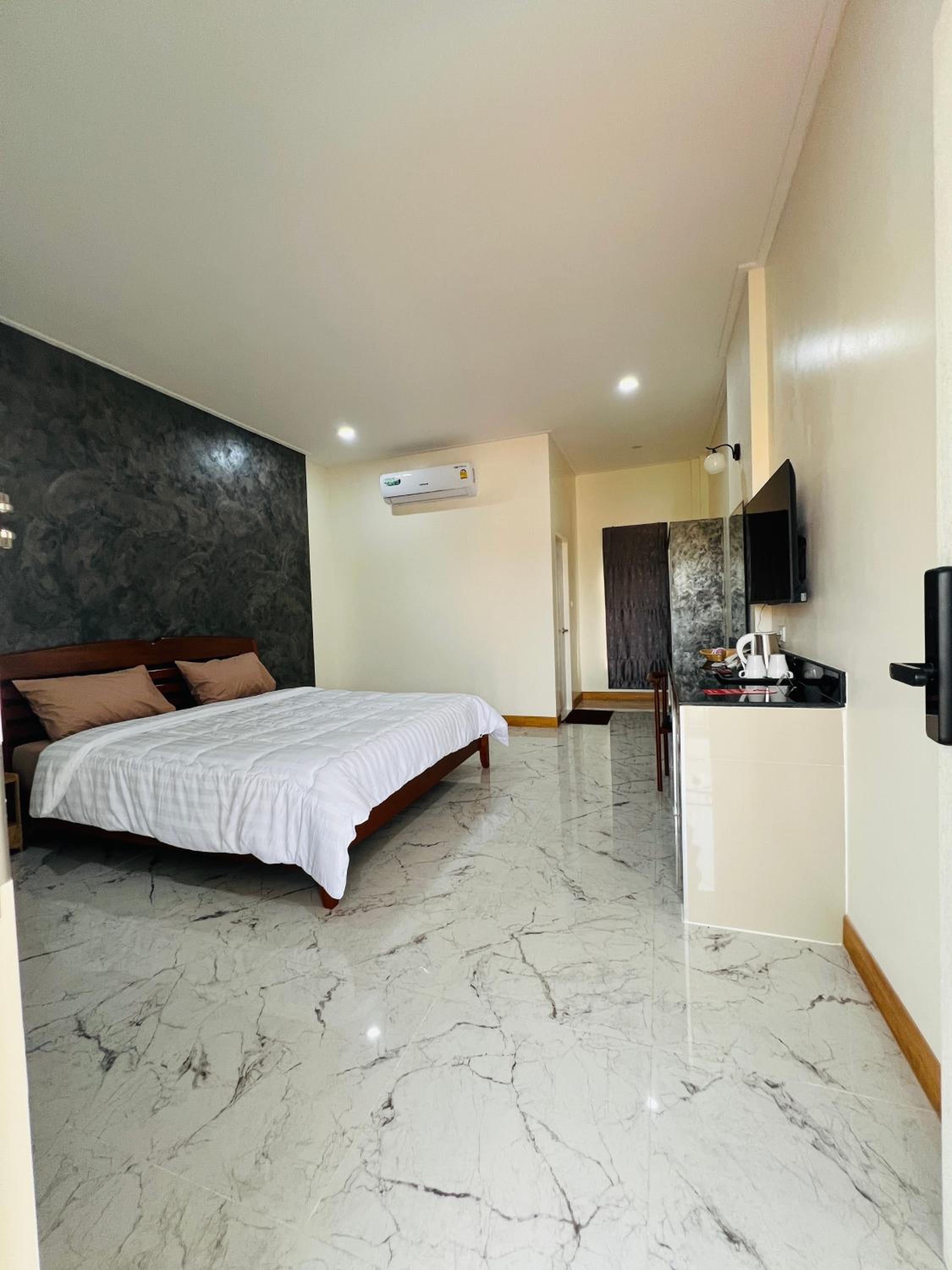Wiang Kham Resort view 4