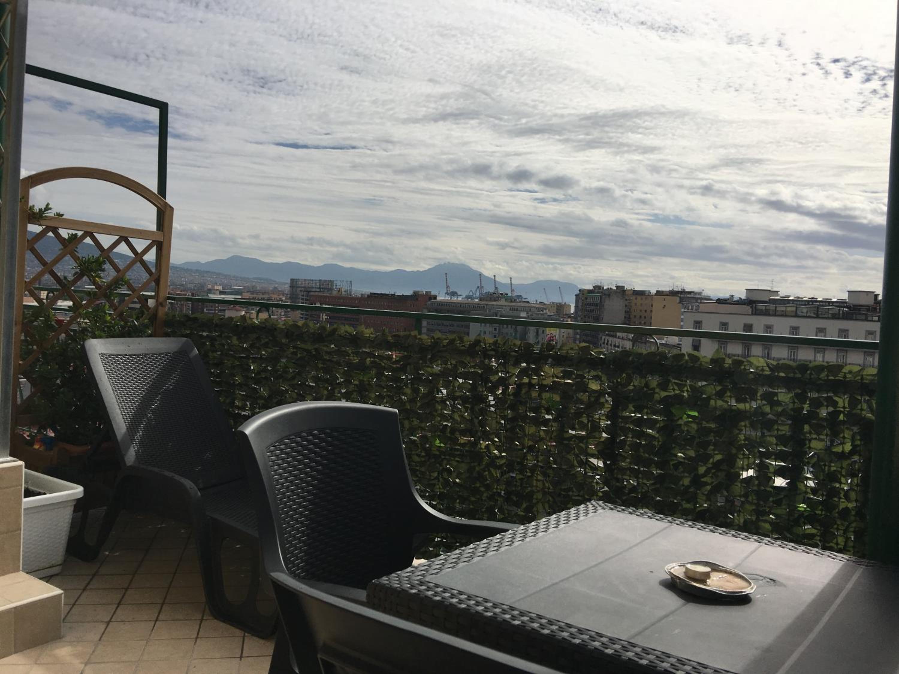 Top Floor Rentrooms Napoli