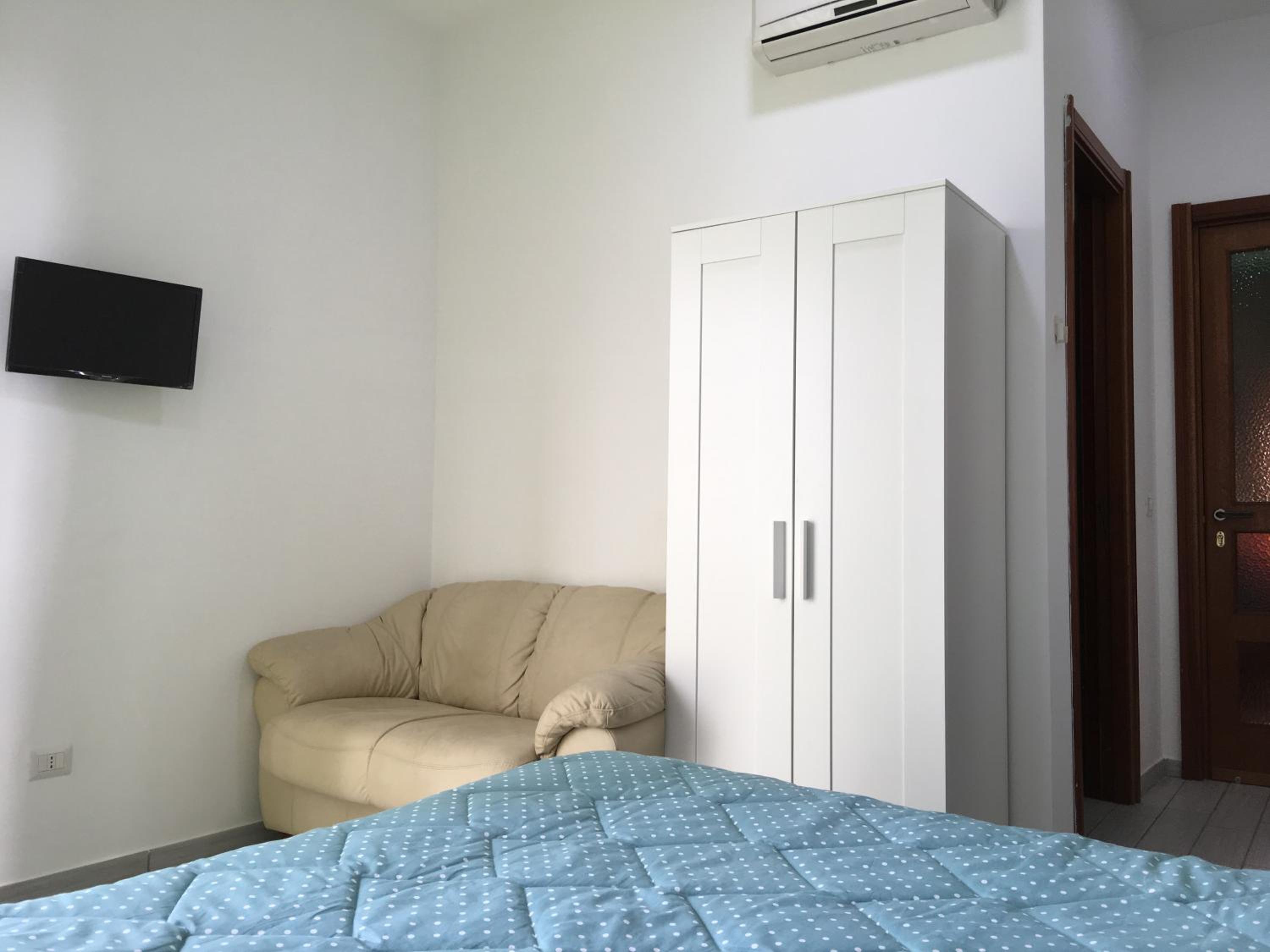 Top Floor Rentrooms Napoli