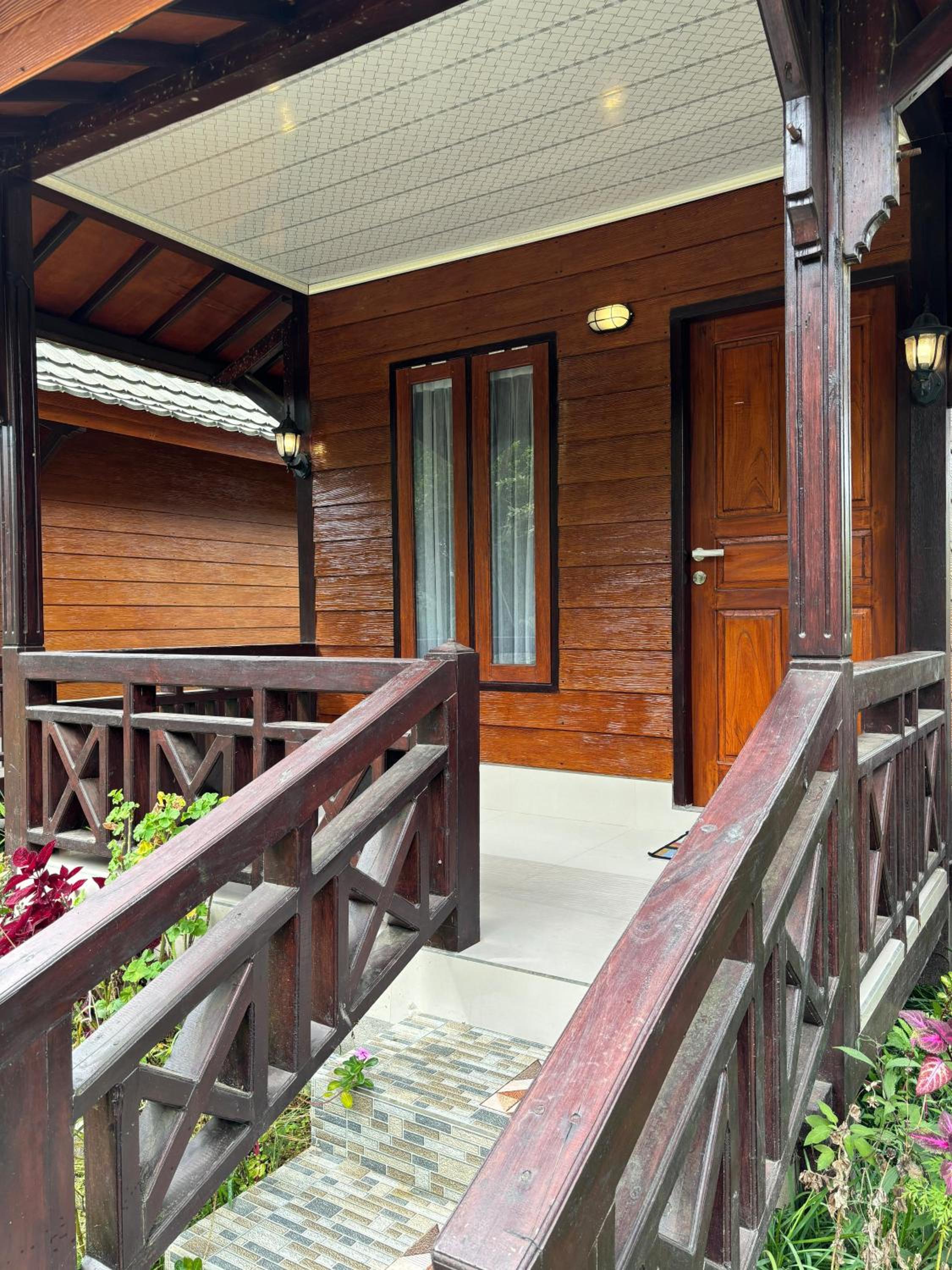 Pusaka Rinjani Bungalow