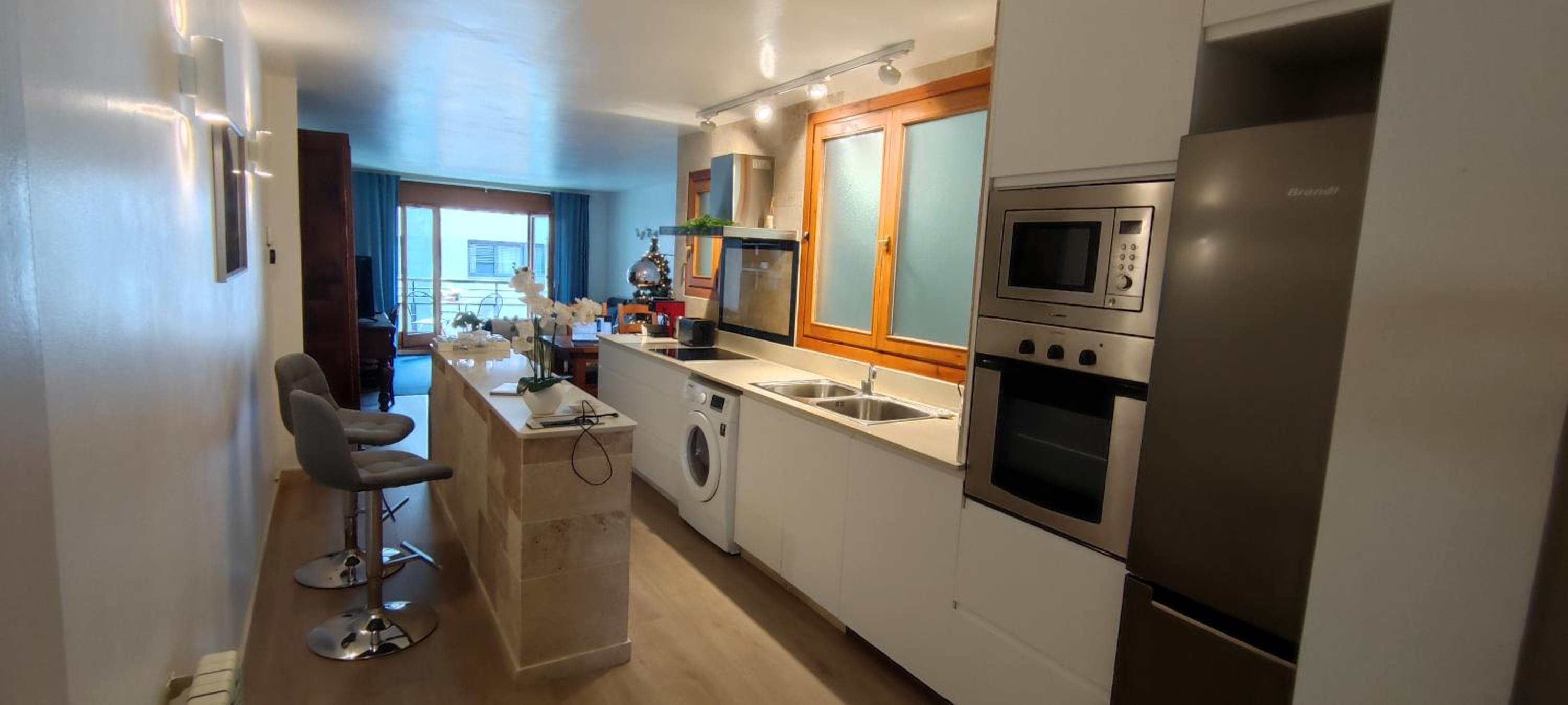 Superb flat in the centre of capital, ski, Caldea