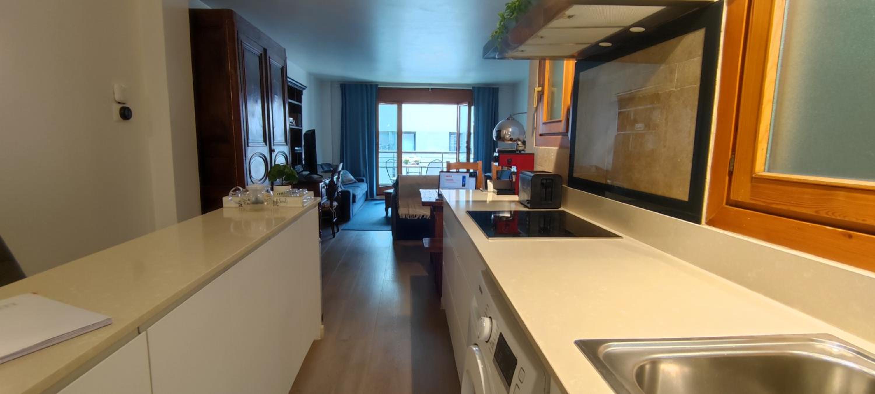 Superb flat in the centre of capital, ski, Caldea