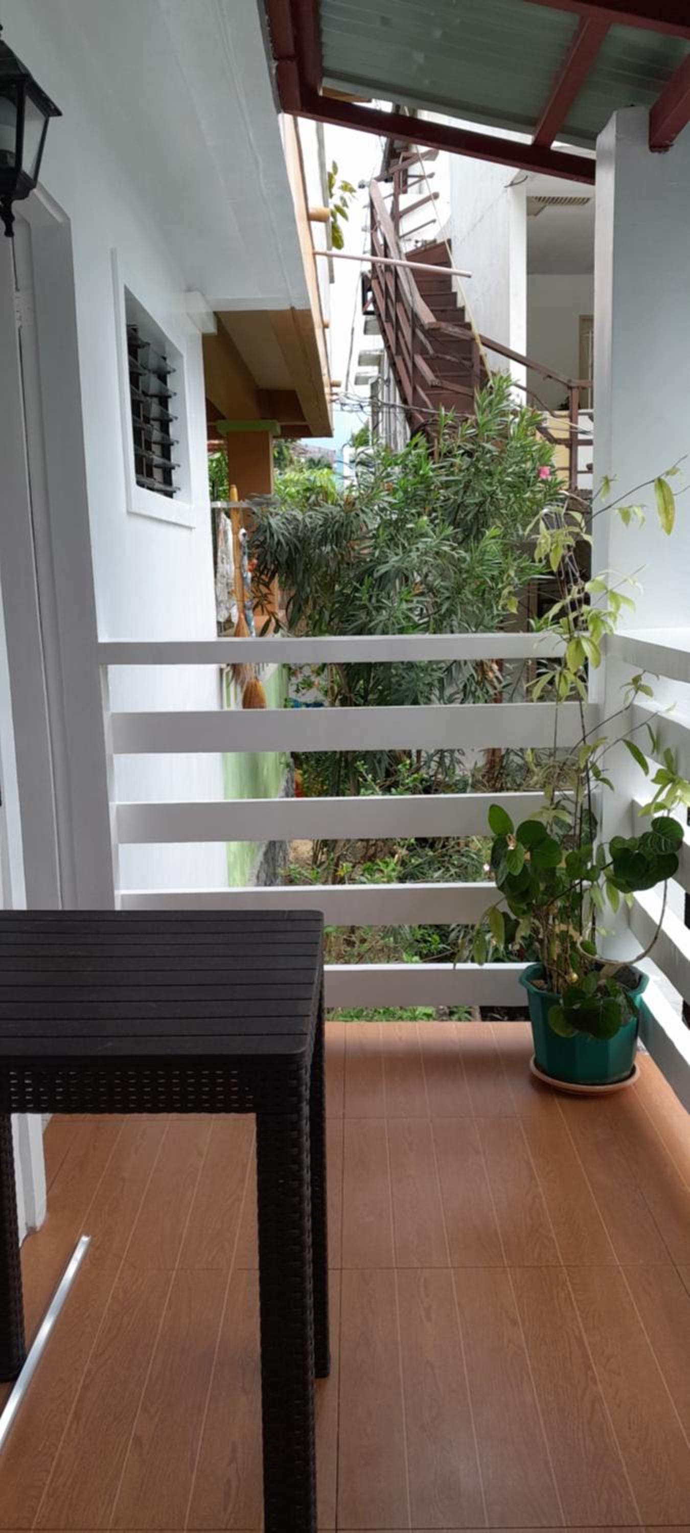 Reynaldo's Upstairs view 2