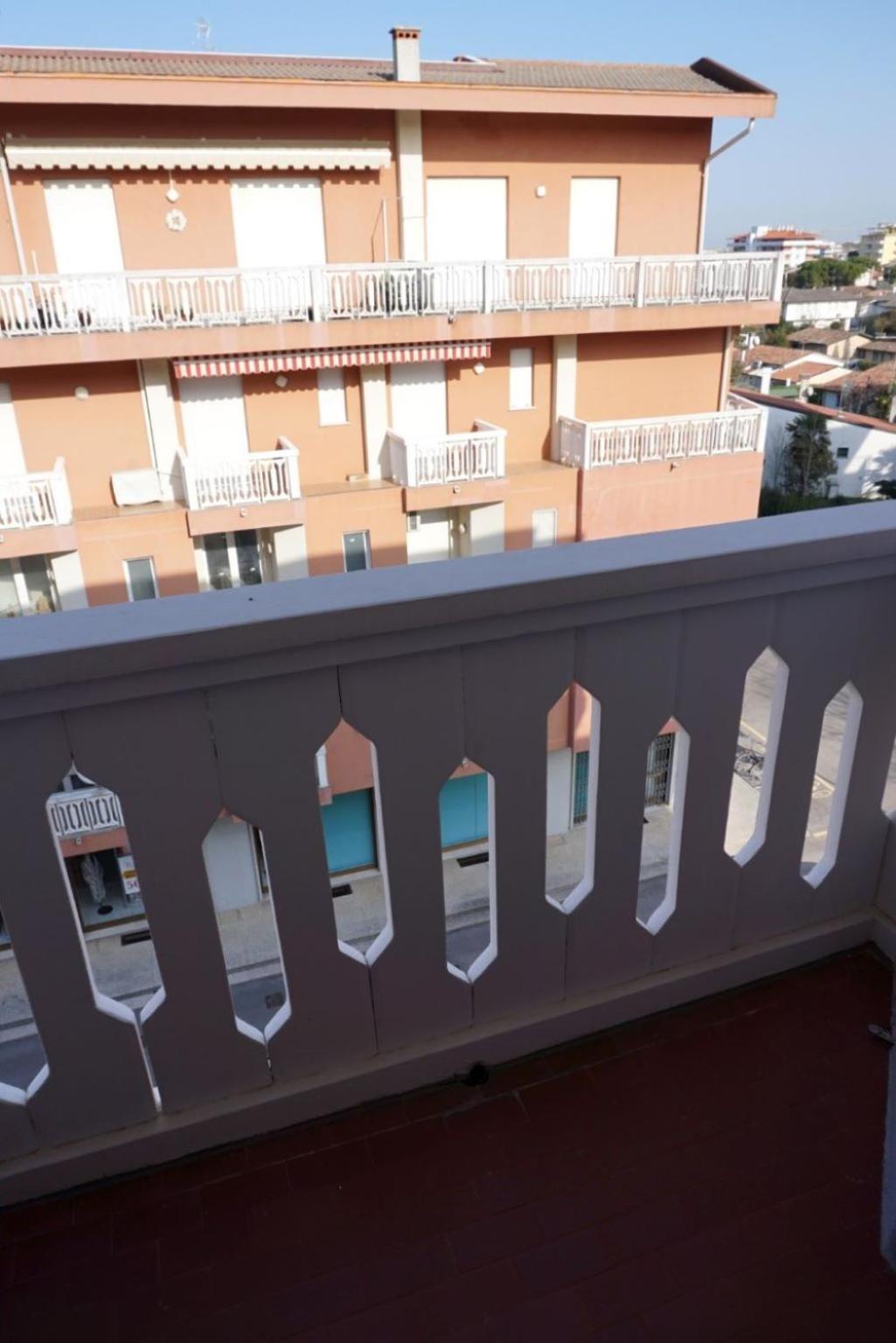 Studio with balcony near the beach - Beahost view 4