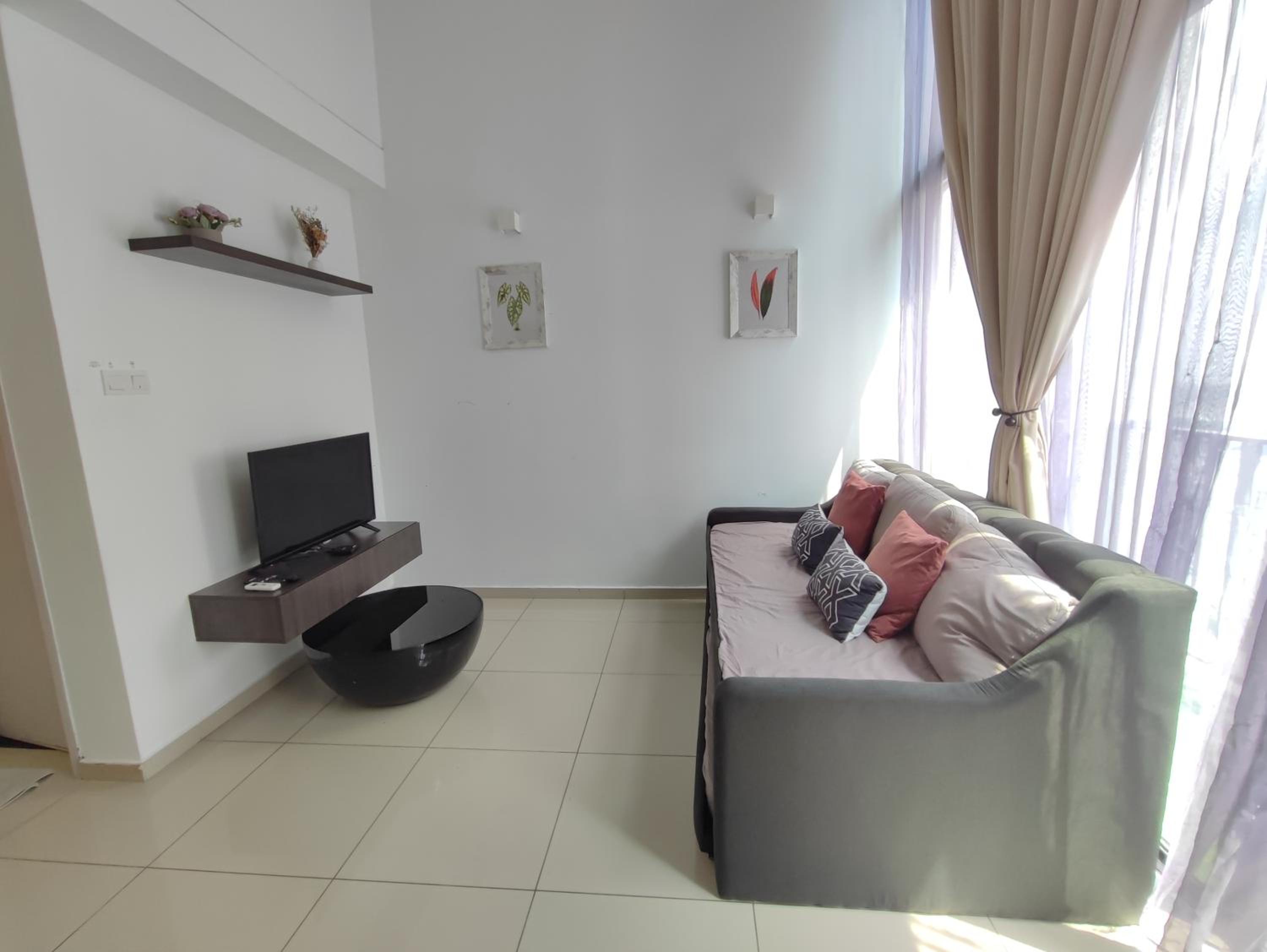 Icity shah Alam duplex 8pax 2R2B photo 1