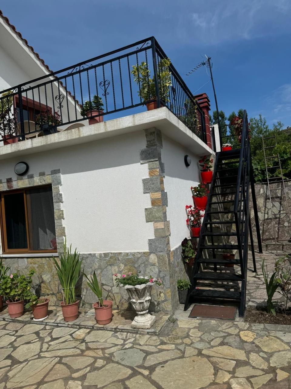 Villa Zefi Rrenc