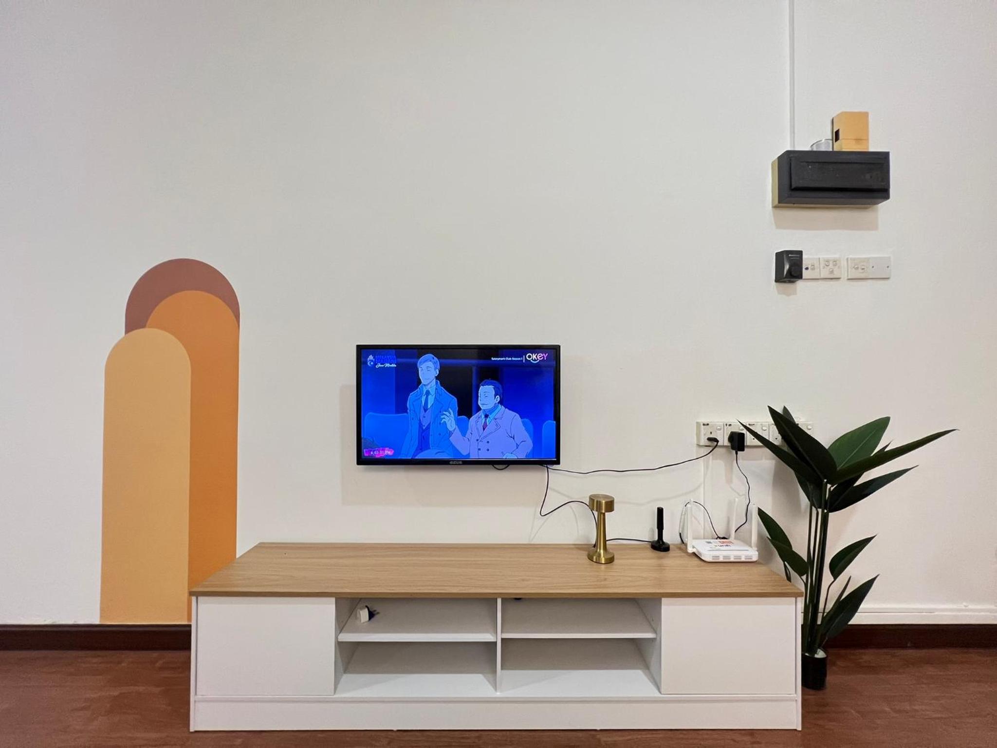 Cozy 10Pax 3BR Near TCempedak Beach, Netflix photo 5