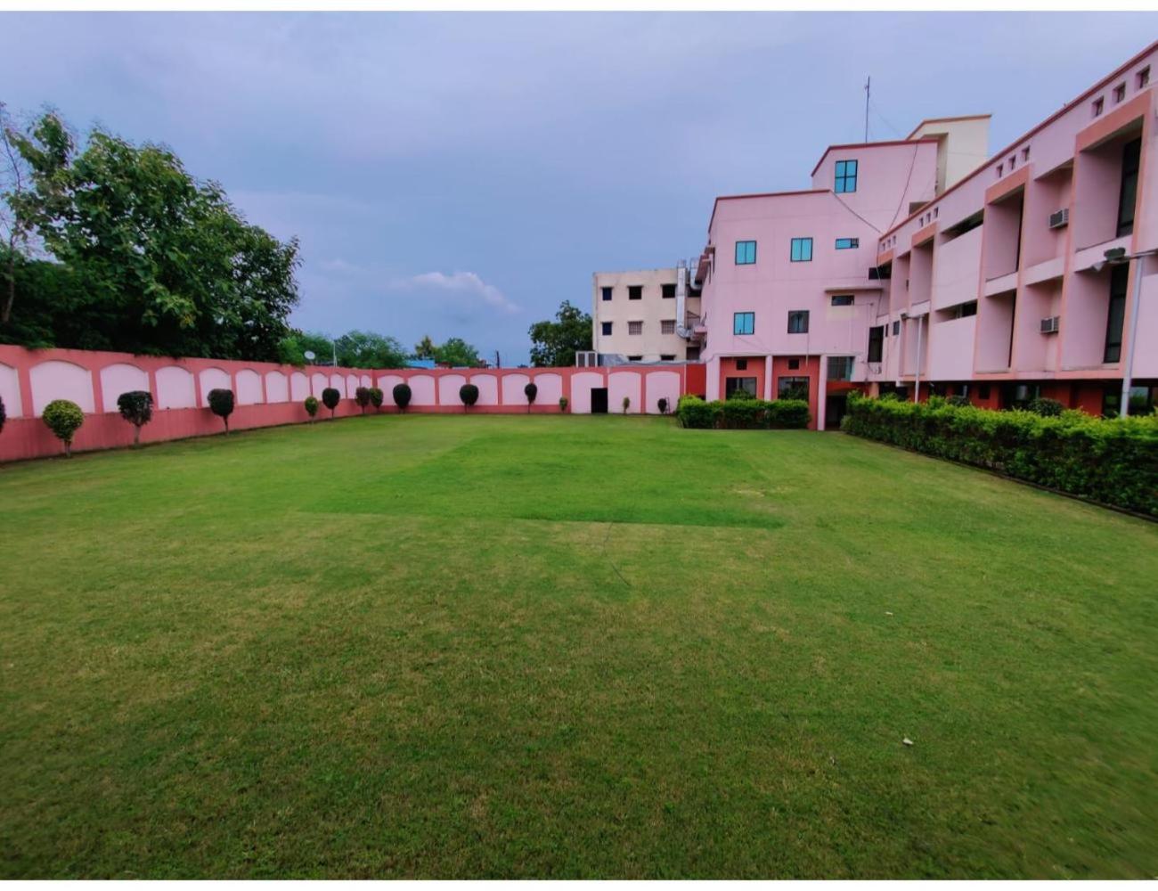Hotel Hasdeo Inn, Manendragarh view 3