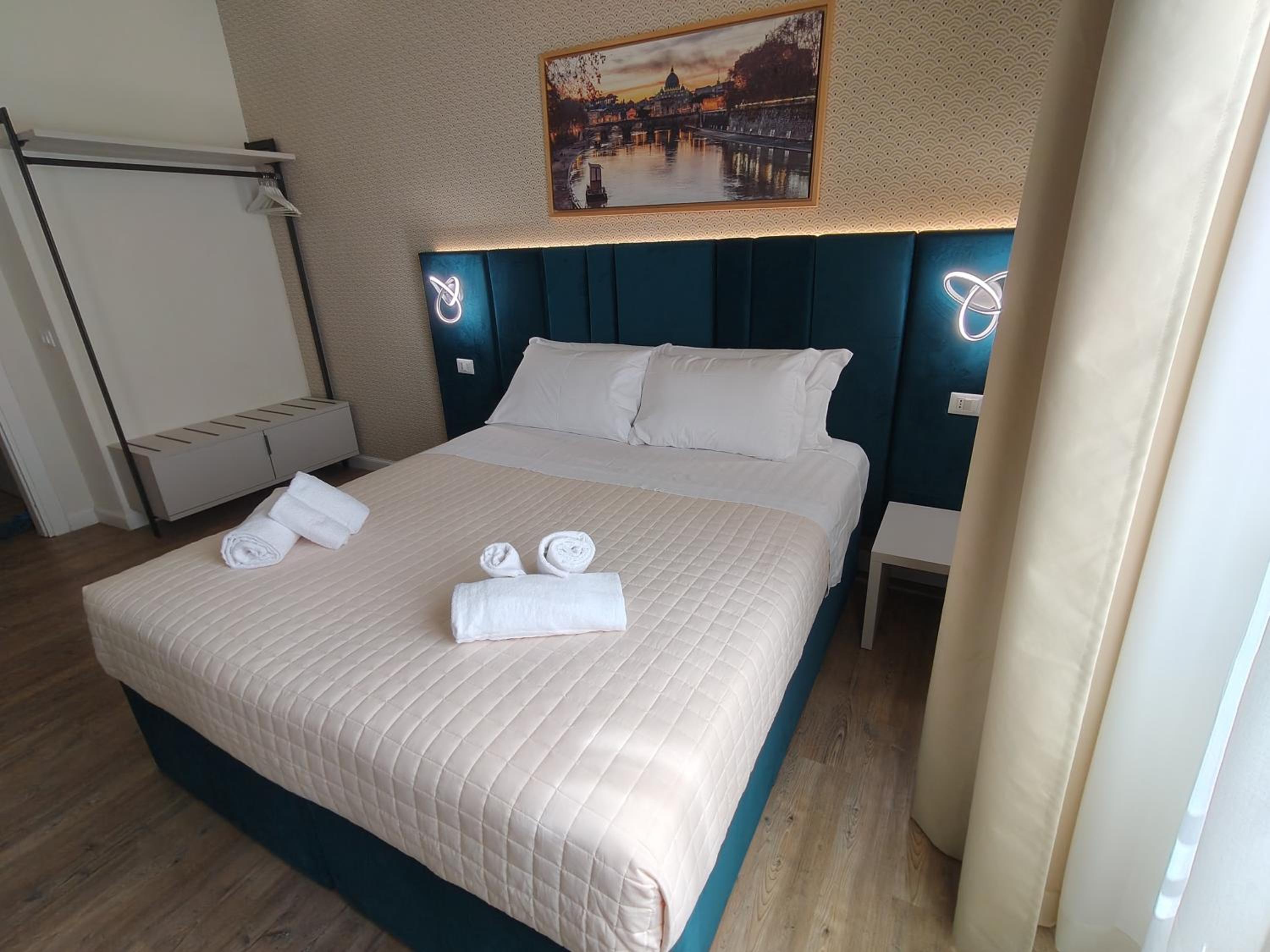 AmoRoma Suite