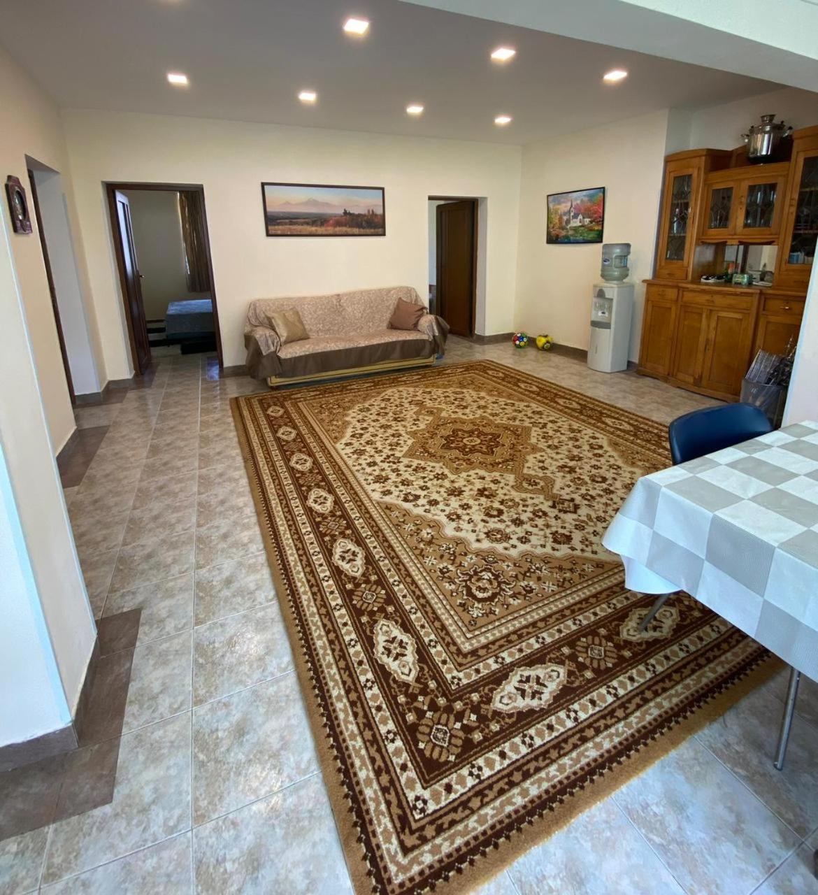 Big House in Hankavan